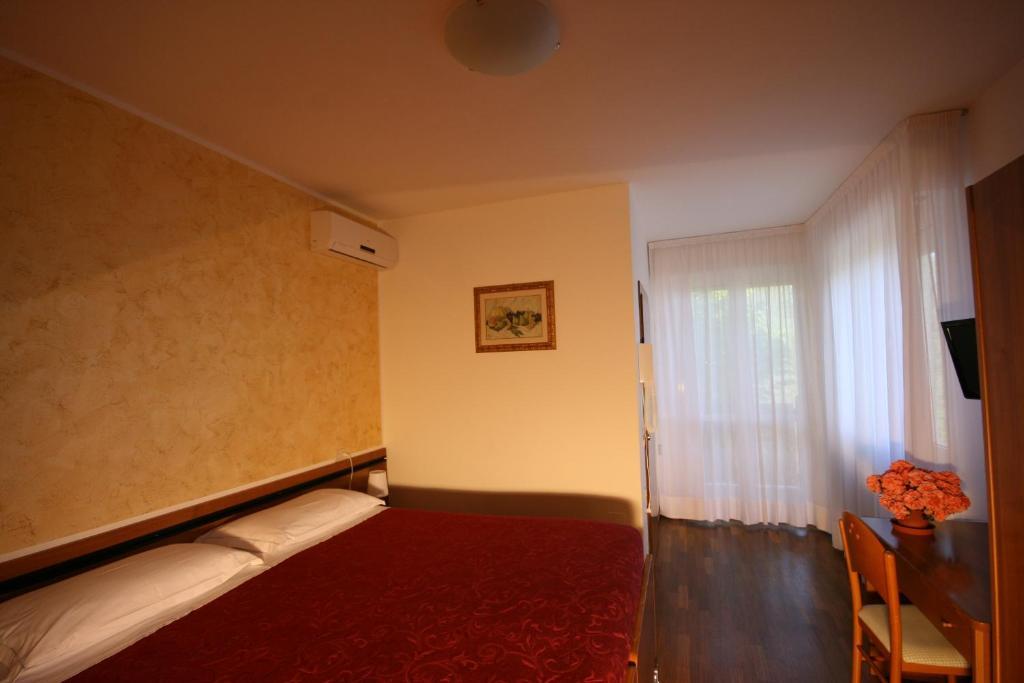 Albergo Centopini Gemmano Ruang foto